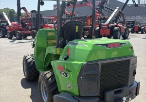 Chargeur articulé Avant 735i TDL