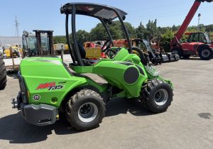 Chargeur articulé Avant 735i TDL