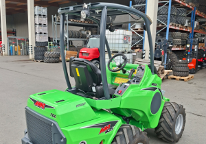 Chargeur articulé Avant 635i TDL