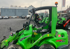 Chargeur articulé Avant 635i TDL