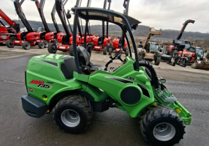 Chargeur articulé Avant 735i TDL